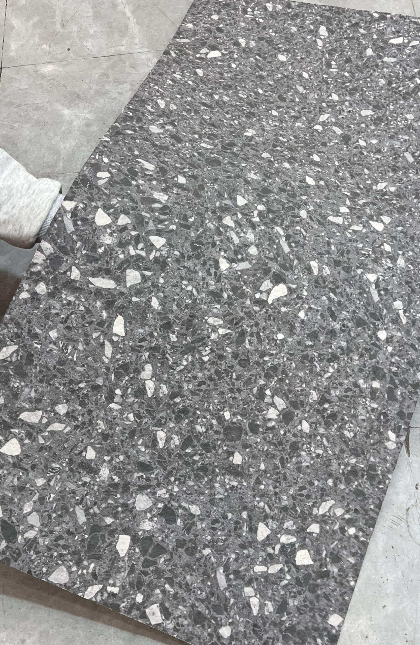 Natural Stone - Terrazzo - Dark grey - Image 6